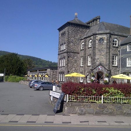 The Eagles Hotel Llanrwst Exterior foto