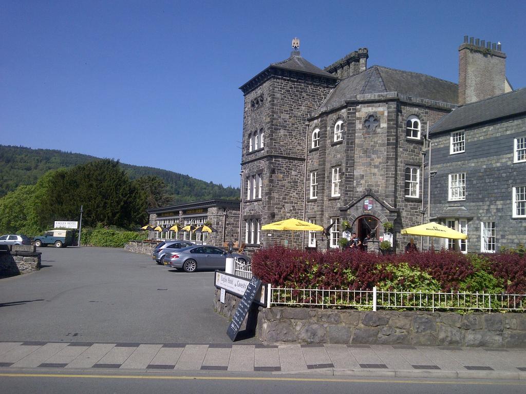 The Eagles Hotel Llanrwst Exterior foto